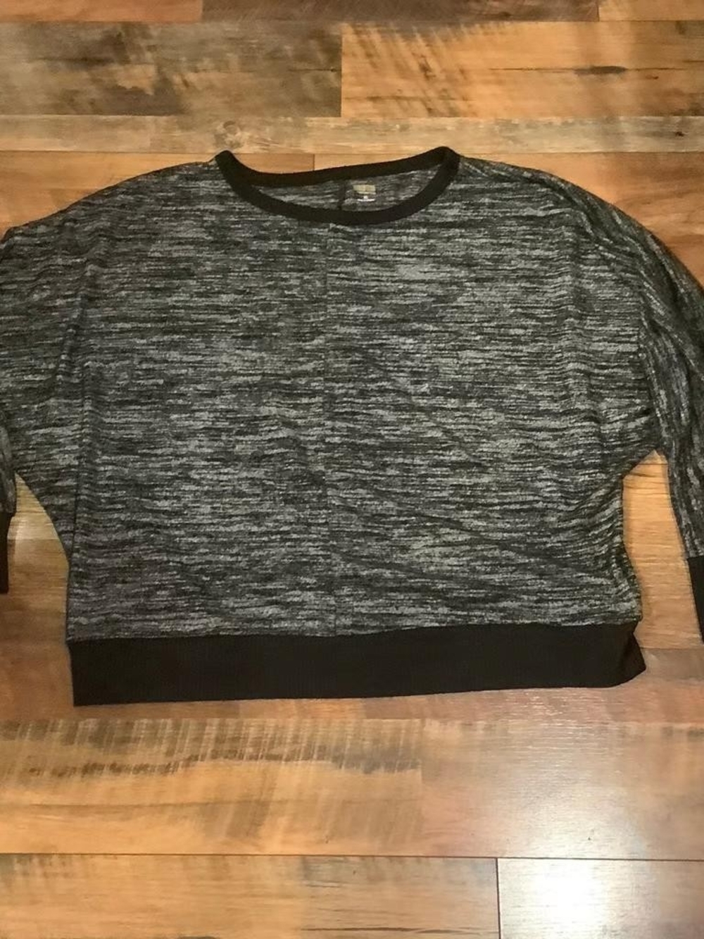 Abercrombie & Fitch Black and Gray Heather Crew Sweater